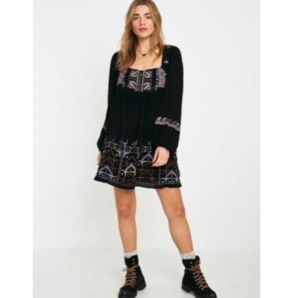 Free People Rhiannon Embroidered Black Peasant Boho Tunic Mini Dress - Picture 1 of 9